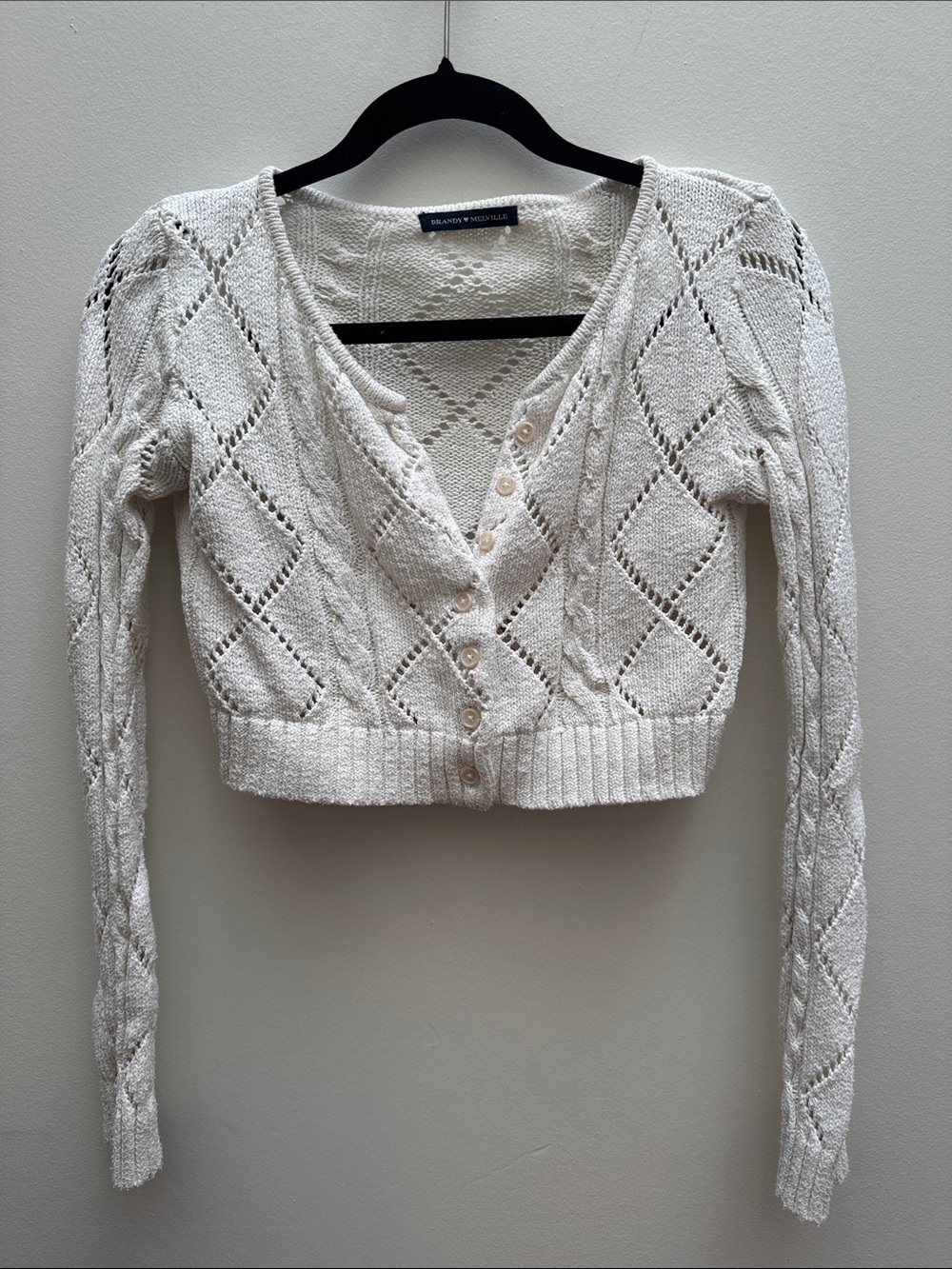 Brandy Melville Cropped Cardigan in Cream